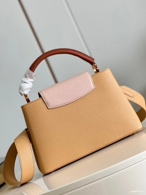 WIS LOUIS VUITTON MM CAPUCINES 0803